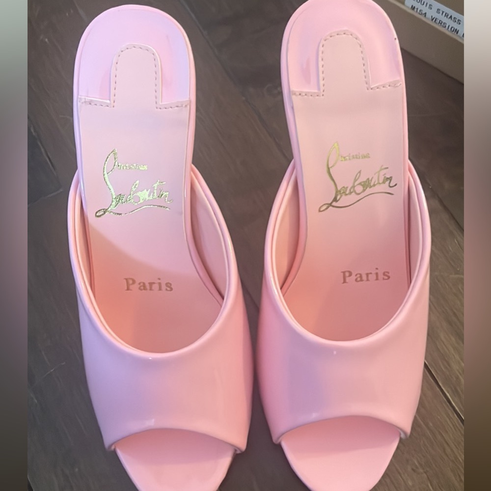 Vintage pink dolly sandal heels